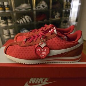 NIKE KIDS CORTEZ BG SNEAKERS - Valentines Day-   HV5166-696